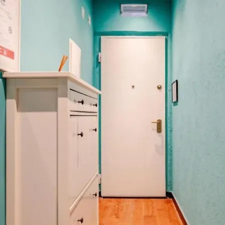 4 Passi Dall'acquario アパート