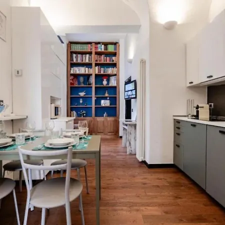 4 Passi Dall'acquario Genua